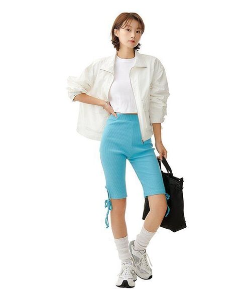 MUSINSA STANDARD WOMAN（ムシンサスタンダードウーマン）の「ウィメンズクルーネッククロップ長袖Tシャツ[ホワイト]（Tシャツ/カットソー・レディース・その他・SMALL/MEDIUM/LARGE/X-SMALL）」の15枚目の写真