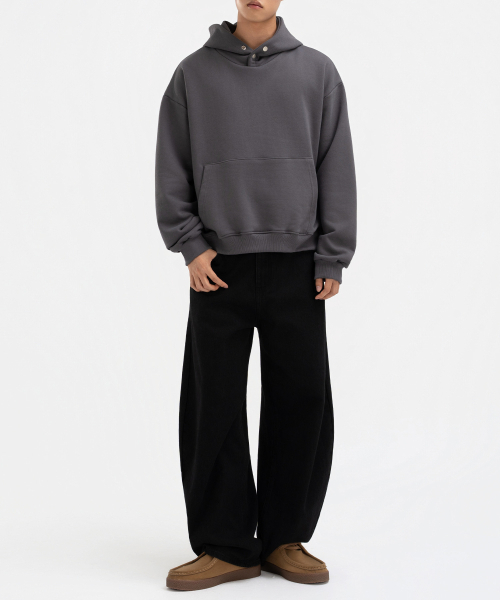 UNDEROFF(アンダーオフ)の「オーバーサイズセミクロップスナップフードグレー(パーカー・メンズ・グレー・SMALL/MEDIUM/LARGE/X-LARGE)」の7枚目の写真