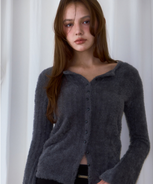 ROSEFRANTZ（ロゼフランツ）の「Hairy Slim Fur Cardigan [Charcoal]（カーディガン/ボレロ・レディース・ダークグレー・OS）」の3枚目の写真