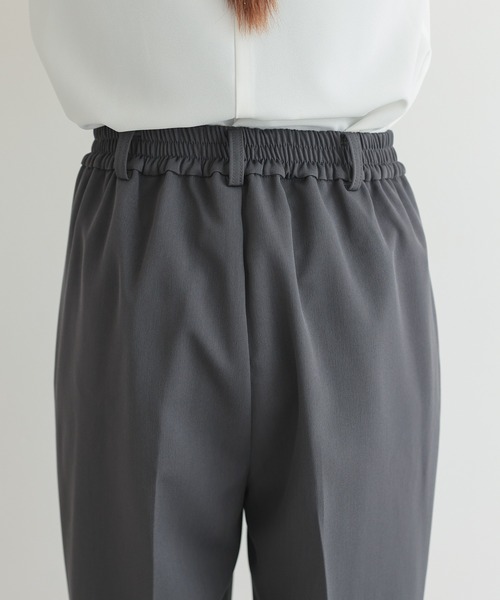 TOKYO OFFICA(トーキョーオフィカ)の「卒業式・入学式・学校行事・結婚式 対応【手洗いOK】ペプラム ブラウス付き 3点セット ママ きれいめ パンツスーツ レディース ノーカラー ジャケット セレモニー ママスーツ 七五三 ビジネス セットアップ スーツ(スーツセット・レディース・ベージュ/ネイビー/チャコール/ブラック・M/L)」の8枚目の写真