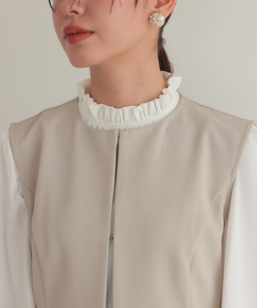 TOKYO OFFICA(トーキョーオフィカ)の「卒業式・入学式・学校行事・結婚式 対応【手洗いOK】ペプラム ブラウス付き 3点セット ママ きれいめ パンツスーツ レディース ノーカラー ジャケット セレモニー ママスーツ 七五三 ビジネス セットアップ スーツ(スーツセット・レディース・ベージュ/ネイビー/チャコール/ブラック・M/L)」の22枚目の写真