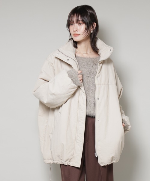 NANO universe(ナノユニバース)の「撥水加工 中綿スタンドオーバージップブルゾン(ブルゾン・レディース・ブラック/ホワイト/ベージュ・FREE)」の5枚目の写真