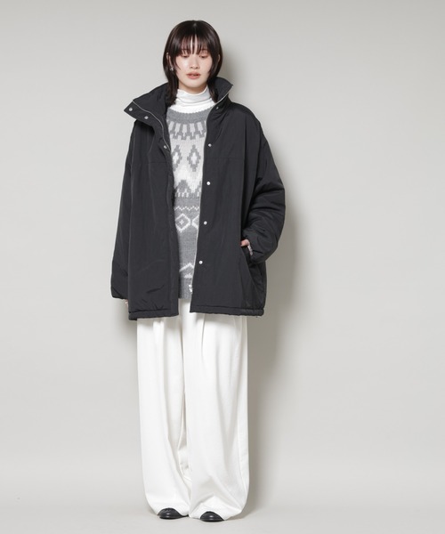 NANO universe(ナノユニバース)の「撥水加工 中綿スタンドオーバージップブルゾン(ブルゾン・レディース・ブラック/ホワイト/ベージュ・FREE)」の22枚目の写真