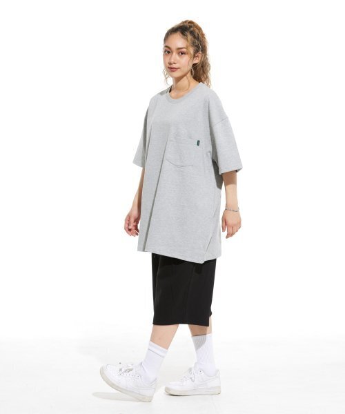 CREAM SODA LAB（クリームソーダラボ）の「LAB ジャイアント オーバーサイズ ソリッド ポケット 半袖Tシャツ グレー（Tシャツ/カットソー・メンズ・その他・X-LARGE/LARGE/MEDIUM）」の8枚目の写真