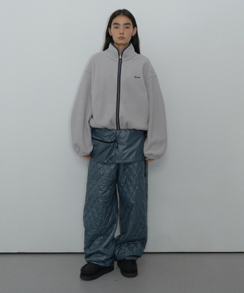 EN OR（エンオール）の「[CORE] QUILTED BANDING PANTS - THE QUIET BLUE（スウェットパンツ・レディース・その他・FREE）」の4枚目の写真