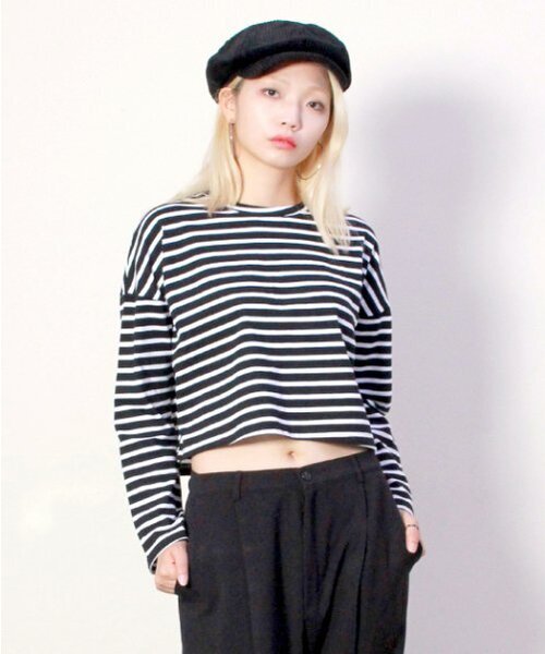 DEMARC(ドゥマーク)の「ルーズフィットストライプクロップ長袖Tシャツ(Tシャツ/カットソー・レディース・その他・MEDIUM/LARGE)」の1枚目の写真