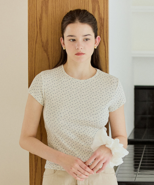 YUPPE(ヨッペ)の「FLOWER CAP T-SHIRT_OATMEAL(Tシャツ/カットソー・レディース・その他・FREE)」の4枚目の写真