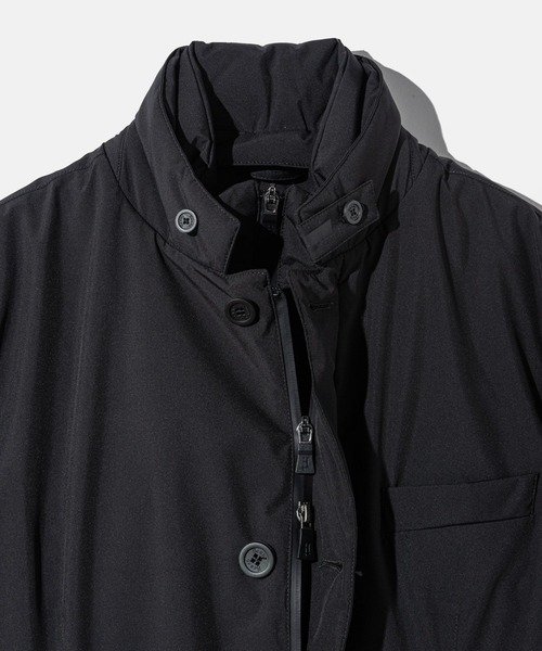 HERNO(ヘルノ)の「HERNO BLAZER WITH BIB IN 2-LAYER PROMETEO DOWN JACKET ヘルノ ビブイン 2レイヤー テイラード ダウンジャケット(ダウンジャケット/コート・メンズ・ブラック・48/52/46/50)」の11枚目の写真