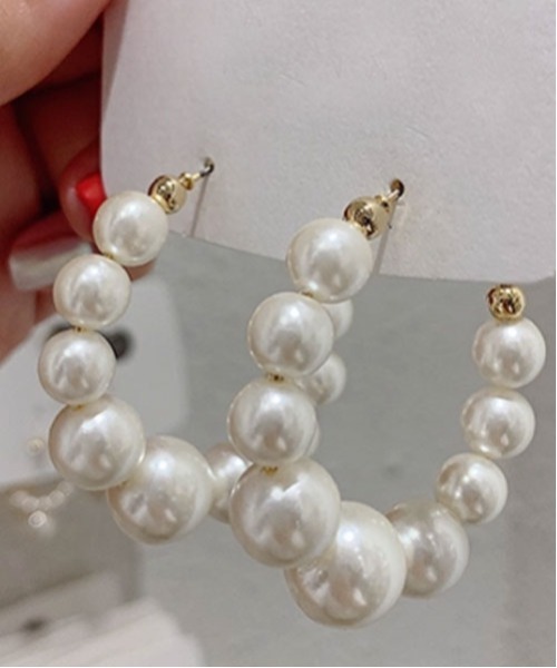 Port（ポート）の「【 Port / ポート 】 デザイン フープ ピアス（ピアス（両耳用）・レディース・シルバー系その他3/ホワイト系その他/ホワイト/シルバー系その他/シルバー/シルバー系その他2・FREE）」の2枚目の写真