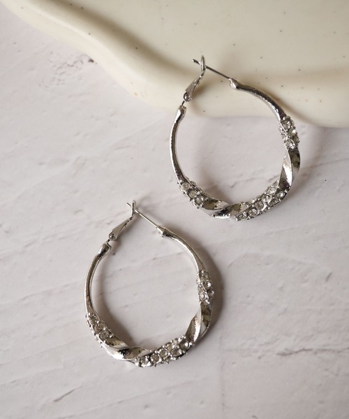 Port（ポート）の「【 Port / ポート 】 デザイン フープ ピアス（ピアス（両耳用）・レディース・シルバー系その他3/ホワイト系その他/ホワイト/シルバー系その他/シルバー/シルバー系その他2・FREE）」の19枚目の写真