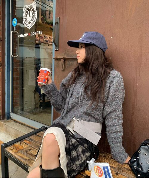 Majournee(マジョネ)の「TIE SET COZY BOUCLE KNIT ZIP-UP_BROWN(ニット/セーター・レディース・その他・FREE)」の3枚目の写真