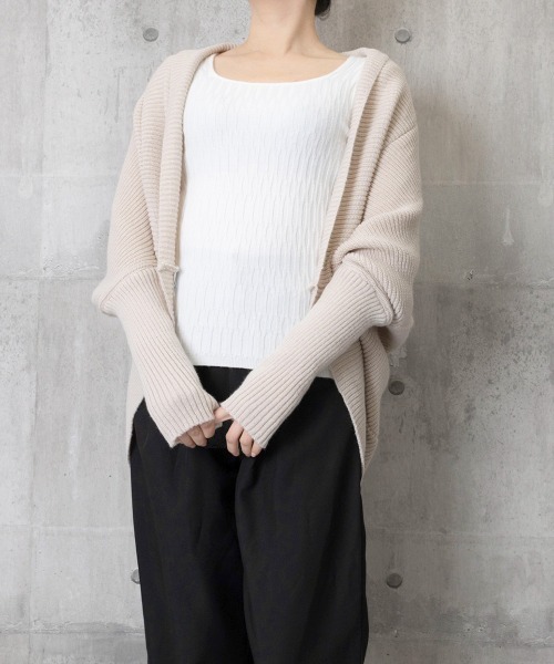 Miniministore(ミニミニストア)の「ドルマンニットカーディガン 秋冬アウター(カーディガン/ボレロ・レディース・ダークグレー/ベージュ・FREE)」の8枚目の写真