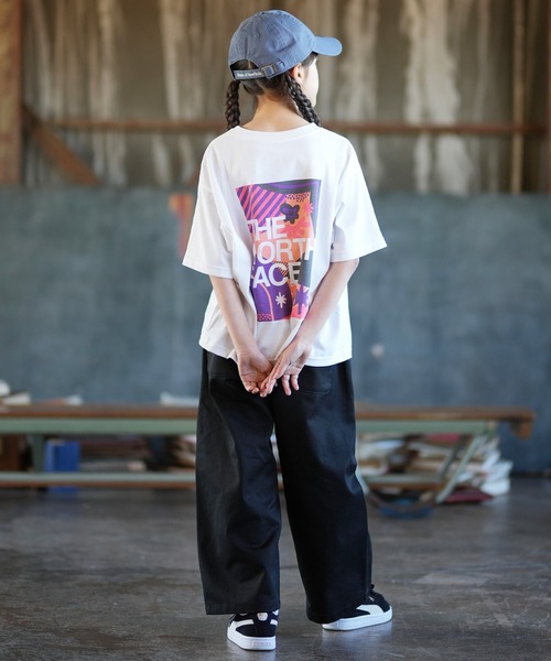 THE NORTH FACE（ザノースフェイス）の「THE NORTH FACE ザ・ノース・フェイス ワイドシルエット Tシャツ NTJ32601（Tシャツ/カットソー・キッズ・ホワイト系その他/ホワイト系その他2・130cm/140cm/150cm/160cm）」の11枚目の写真