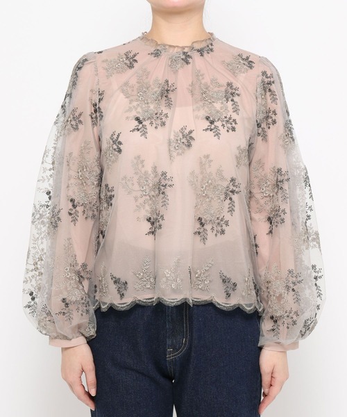 mysty woman(ミスティウーマン)の「フローラルラメ刺繍ブラウス 638990(シャツ/ブラウス・レディース・ピンク/ブルー/アイボリー/ブラック・FREE)」の18枚目の写真