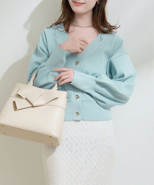 natural couture（ナチュラルクチュール）の「プチプラハトメバー釦カーデ（カーディガン/ボレロ・レディース・チャコールグレー/アイボリー/グレイッシュベージュ/ブラック/ミント/ネイビー/ピンク/ライトグレー/レッド・FREE）」の12枚目の写真