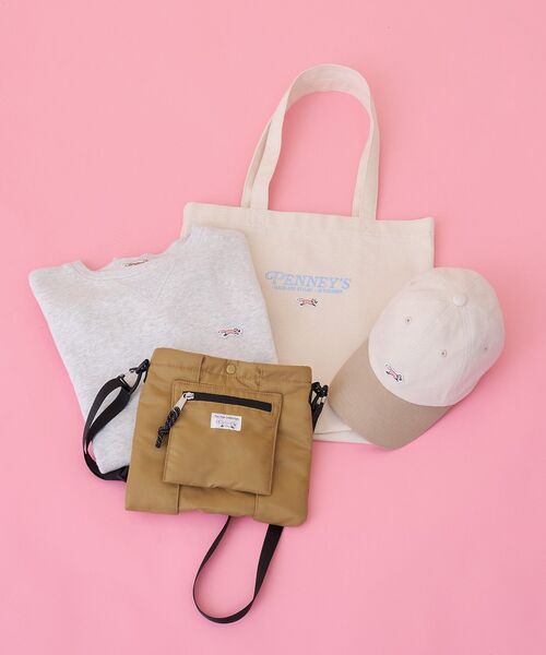 PENNEYS（ぺニーズ）の「【PENNEY'S】ナイロンサコッシュ（ショルダーバッグ・レディース・ダークネイビー/ベージュ・FREE）」の16枚目の写真