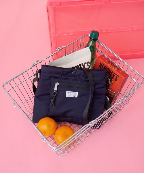 PENNEYS（ぺニーズ）の「【PENNEY'S】ナイロンサコッシュ（ショルダーバッグ・レディース・ダークネイビー/ベージュ・FREE）」の18枚目の写真