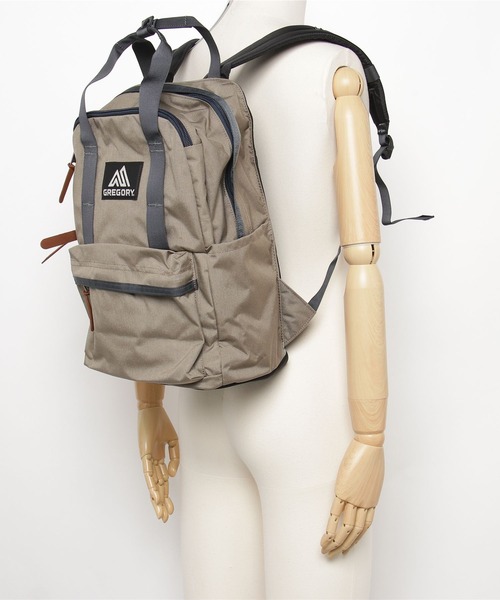 GREGORY(グレゴリー)の「イージーピージーデイ EASY PEASY DAY サンドストーム(バックパック/リュック・メンズ・ベージュ系・ONE SIZE)」の8枚目の写真