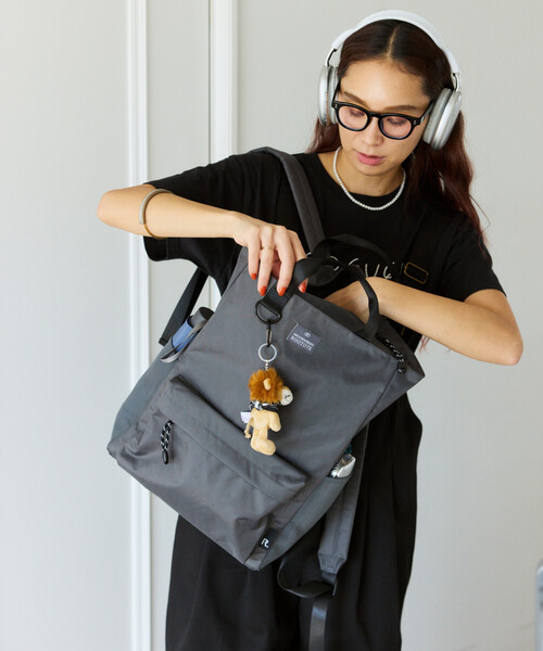 ROOTOTE（ルートート）の「ROOTOTE/ルートート SCセオルー RIPSTOP A リップストップ バックパック（バックパック/リュック・レディース・ブラウン/チャコールグレー/ブラック・ONE SIZE）」の2枚目の写真