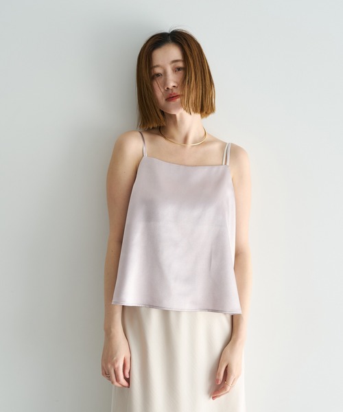 Editt by YECCA VECCA(エディットバイイェッカヴェッカ)の「【2点SET】キャミレイヤードレースシャツ(シャツ/ブラウス・レディース・オフホワイト/ブルー/ブラック・FREE)」の11枚目の写真