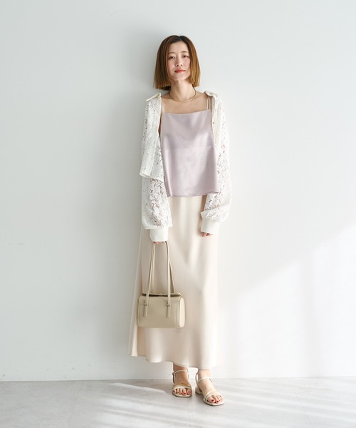 Editt by YECCA VECCA(エディットバイイェッカヴェッカ)の「【2点SET】キャミレイヤードレースシャツ(シャツ/ブラウス・レディース・オフホワイト/ブルー/ブラック・FREE)」の14枚目の写真