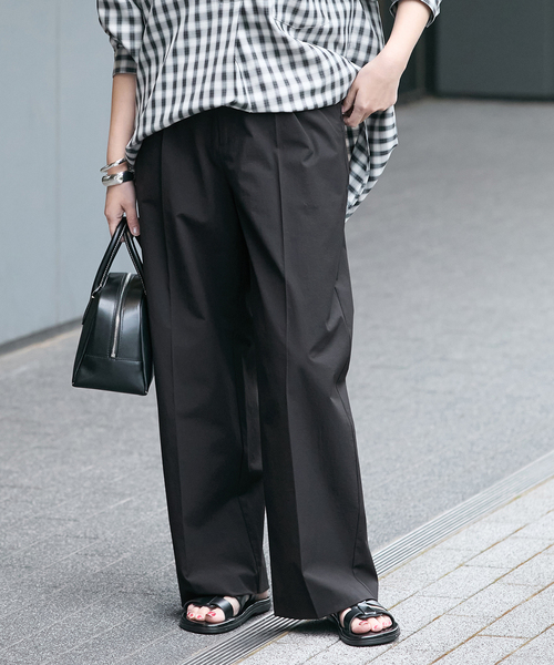 JOURNAL STANDARD（ジャーナルスタンダード）の「【撥水/接触冷感/洗える/UV】リネンナイロンストレッチスラックス（スラックス・レディース・グレー/ベージュ系その他/ブラック・34/38/36）」の19枚目の写真