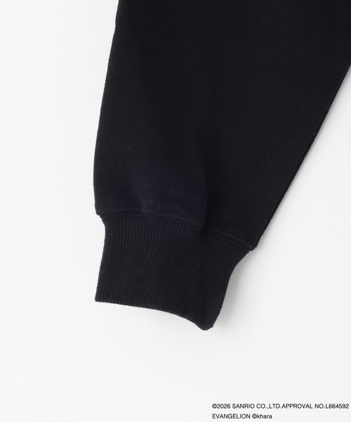 LOWRYS FARM(ローリーズファーム)の「【EVA x HELLO KITTY】スウェットプルオーバー 631264(スウェット・キッズ・グレー/ブラック/アイボリー・110cm/150cm/130cm)」の13枚目の写真