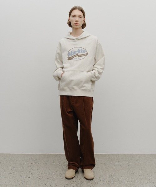 MARITHE + FRANCOIS GIRBAUD(マリテフランソワジルボー)の「VINTAGE STAMP GRAPHIC HOODIE (BRUSHED)(パーカー・レディース・ネイビー/オートミール・X-LARGE/LARGE/MEDIUM/SMALL)」の3枚目の写真