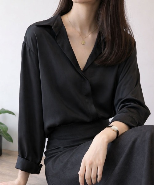 SallyLunn(サリーラン)の「ルーズサテンシャツ(シャツ/ブラウス・レディース・グリーン/ブラック・LARGE/MEDIUM)」の1枚目の写真