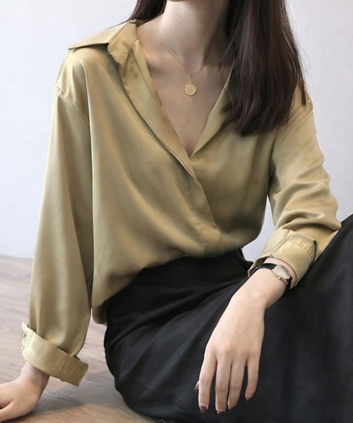 SallyLunn(サリーラン)の「ルーズサテンシャツ(シャツ/ブラウス・レディース・グリーン/ブラック・LARGE/MEDIUM)」の4枚目の写真