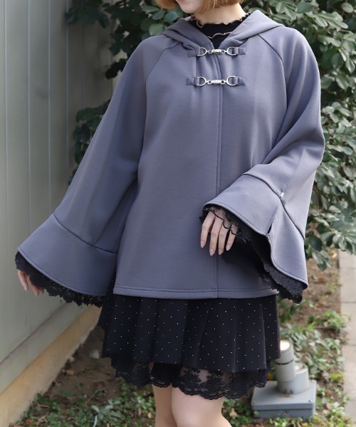 axes femme（アクシーズファム）の「ダンボールニットポンチョ（カーディガン/ボレロ・レディース・イエロー/チャコール/サックスブルー・FREE）」の2枚目の写真