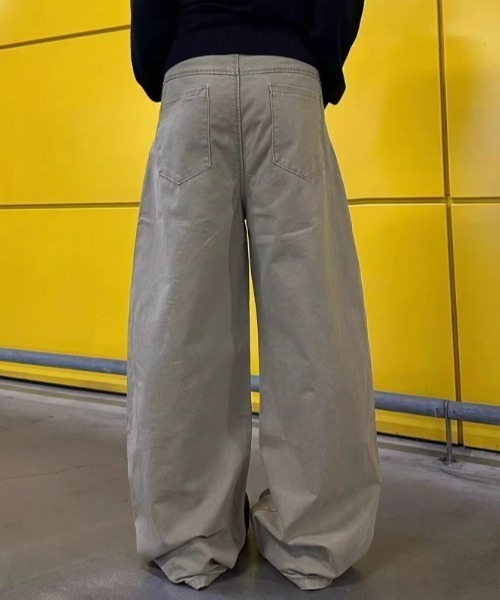 lilful(リルフル)の「レタリングロゴプリント ヴィンテージウォッシュ ワイドバレルレッグパンツ(デニムパンツ・レディース・その他・M/L)」の20枚目の写真