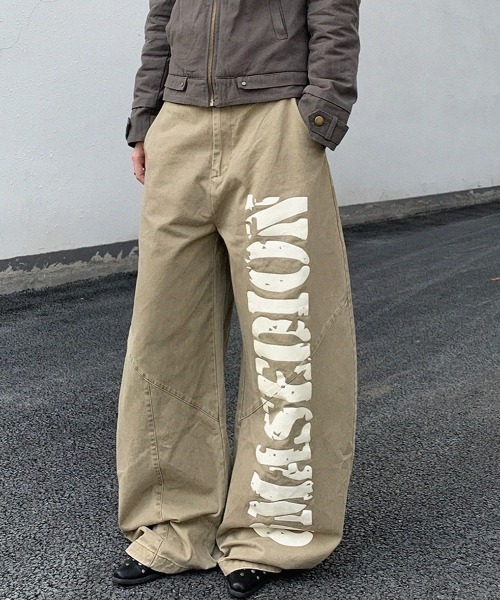 lilful(リルフル)の「レタリングロゴプリント ヴィンテージウォッシュ ワイドバレルレッグパンツ(デニムパンツ・レディース・その他・M/L)」の15枚目の写真