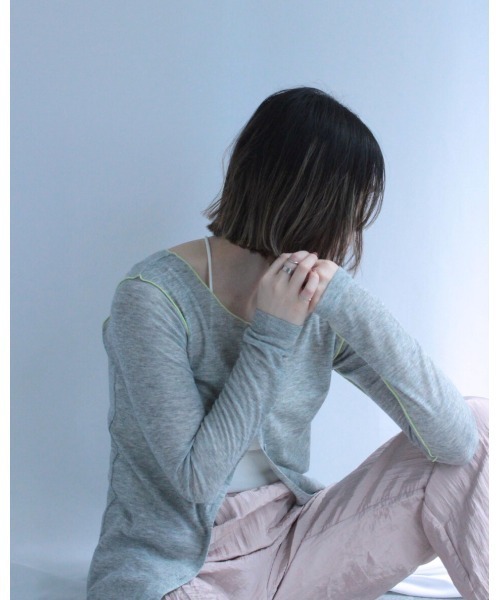 amini(アミニ)の「配色メロウ 前後2WAYカットソー(Tシャツ/カットソー・レディース・杢グレー/ブラック/アイボリー・MEDIUM)」の7枚目の写真