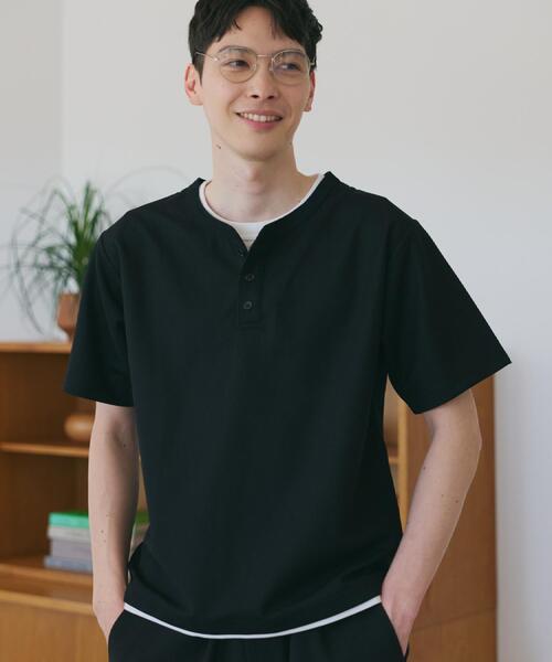 THE SHOP TK (ザ ショップ ティーケー )の「【1枚でちゃんとして見える】ヘンリーネック レイヤード風 半袖Tシャツ 洗濯機OK(Tシャツ/カットソー・メンズ・オフホワイト/ブラウン系/ブラック/ライトグレー・04/02/03)」の3枚目の写真