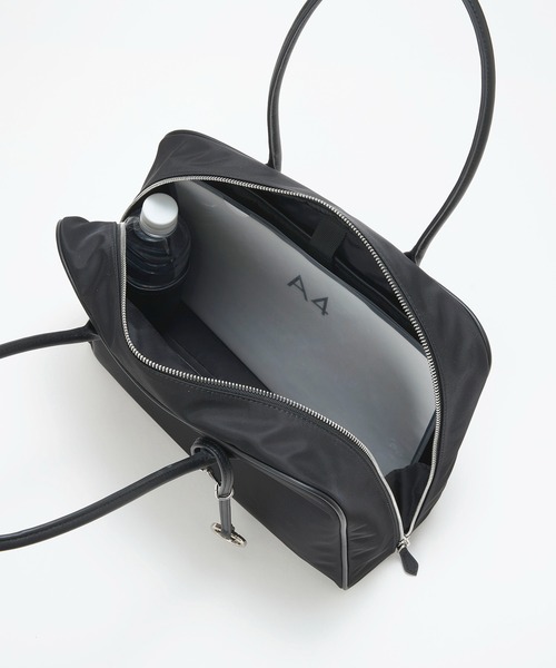 Breath TOPKAPI（ブレストプカピ）の「【Breath TOPKAPI】PRIM プリム ナイロン ラウンドスクエア ボストン トートバッグ チャーム付き　A4 / 軽量（トートバッグ・レディース・ブラック/グレイッシュベージュ・FREE）」の14枚目の写真