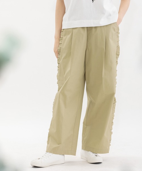 nop de nod（ノップドゥノッド）の「サイドフリルタックワイドパンツ（その他パンツ・レディース・ブラック/ベージュ/インディゴブルー・3）」の2枚目の写真