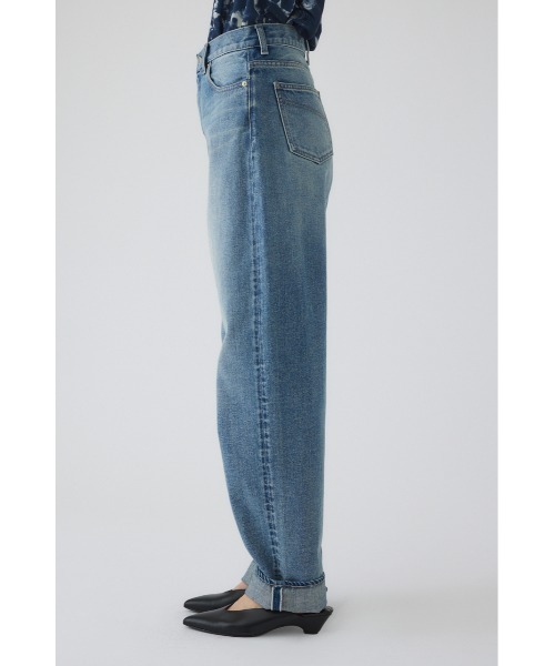RIM.ARK(リムアーク)の「Hidden detail JEANS ヒドゥン ディテール ジーンズ(デニムパンツ・レディース・ライトブルー/ブルー・36/38)」の15枚目の写真