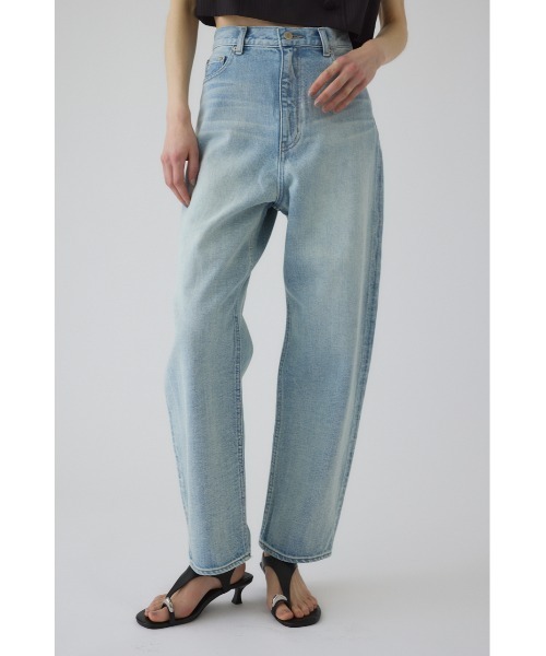 RIM.ARK(リムアーク)の「Hidden detail JEANS ヒドゥン ディテール ジーンズ(デニムパンツ・レディース・ライトブルー/ブルー・36/38)」の6枚目の写真