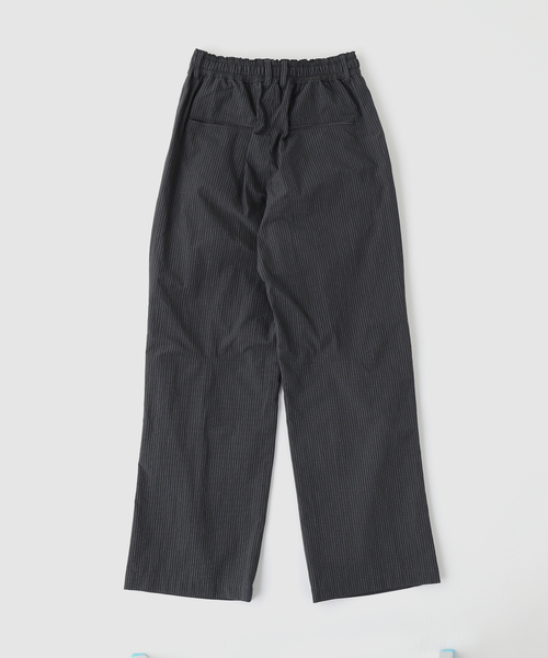 MATSUFUJI(マツフジ)の「MATSUFUJI / マツフジ STRIPED WIDE TROUSERS(スラックス・メンズ・ホワイト系その他/ブラック・3/2)」の3枚目の写真