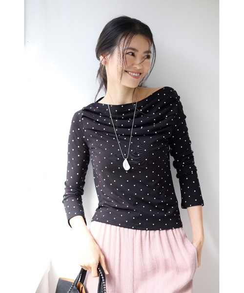 M.deux(エムドゥ)の「ドットオフショルプルオーバー(Tシャツ/カットソー・レディース・ブラック/オフホワイト・MEDIUM)」の1枚目の写真