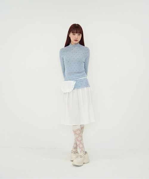 Uenui(ウニュイ)の「スカラップネック・ドット柄リブニットトップス(Tシャツ/カットソー・レディース・ライトブルー/グレー/ホワイト・FREE)」の14枚目の写真