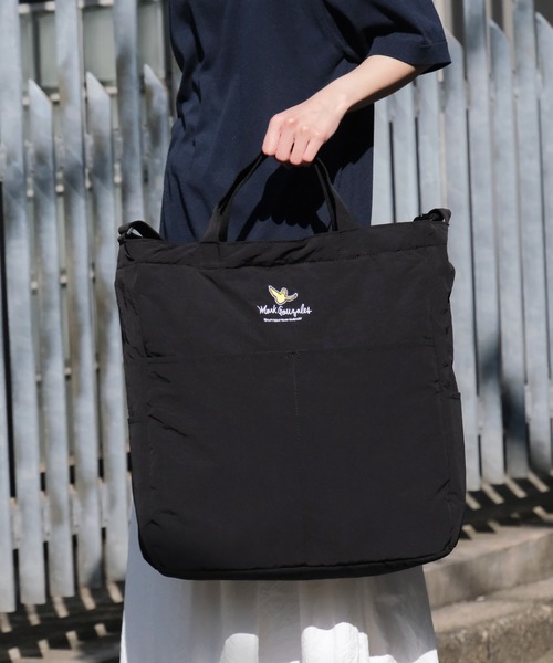 Mark Gonzales(マーク・ゴンザレス)の「【Mark Gonzales/マーク ゴンザレス】アートワークデザインコレクション 2Way トート ショルダーバッグ L(ショルダーバッグ・メンズ・ブラック系2/ブラック系1・FREE)」の3枚目の写真