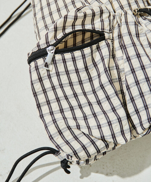 FREAK'S STORE（フリークスストア）の「限定展開 OUTDOOR PRODUCTS × FREAK'S STORE/アウトドアプロダクツ 別注 チェック ポケット ナップサック（バックパック/リュック・レディース・ブラウン/ネイビー/ブラック・ONE SIZE）」の22枚目の写真