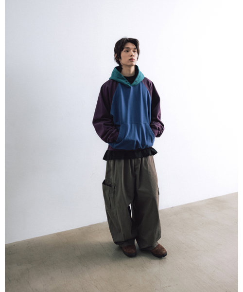 ANGLAN（アングラン）の「Color Block Hoodie - Blue（パーカー・メンズ・その他・1/2）」の3枚目の写真