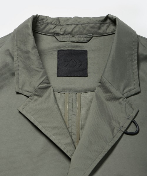 DAIWA PIER39（ダイワピア39）の「TECH PERTEX TRAVEL 2B JACKET BJ-62026（ブルゾン・メンズ・オリーブ/ブラック・LARGE/SMALL/MEDIUM/X-LARGE）」の4枚目の写真
