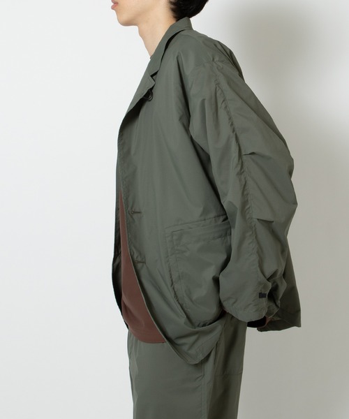 DAIWA PIER39(ダイワピア39)の「TECH PERTEX TRAVEL 2B JACKET BJ-62026(ブルゾン・メンズ・オリーブ/ブラック・LARGE/SMALL/MEDIUM/X-LARGE)」の20枚目の写真
