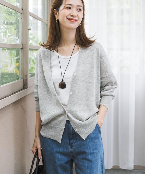 URBAN RESEARCH DOORS（アーバンリサーチドアーズ）の「リネンVネックカーディガン（カーディガン/ボレロ・レディース・ライトベージュ/ライトグレー/ベージュ系その他・FREE）」の5枚目の写真