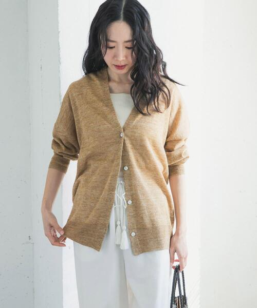 URBAN RESEARCH DOORS（アーバンリサーチドアーズ）の「リネンVネックカーディガン（カーディガン/ボレロ・レディース・ライトベージュ/ライトグレー/ベージュ系その他・FREE）」の13枚目の写真
