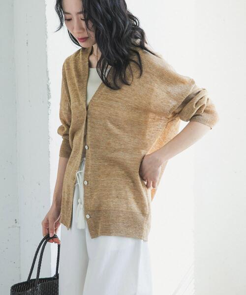 URBAN RESEARCH DOORS（アーバンリサーチドアーズ）の「リネンVネックカーディガン（カーディガン/ボレロ・レディース・ライトベージュ/ライトグレー/ベージュ系その他・FREE）」の14枚目の写真